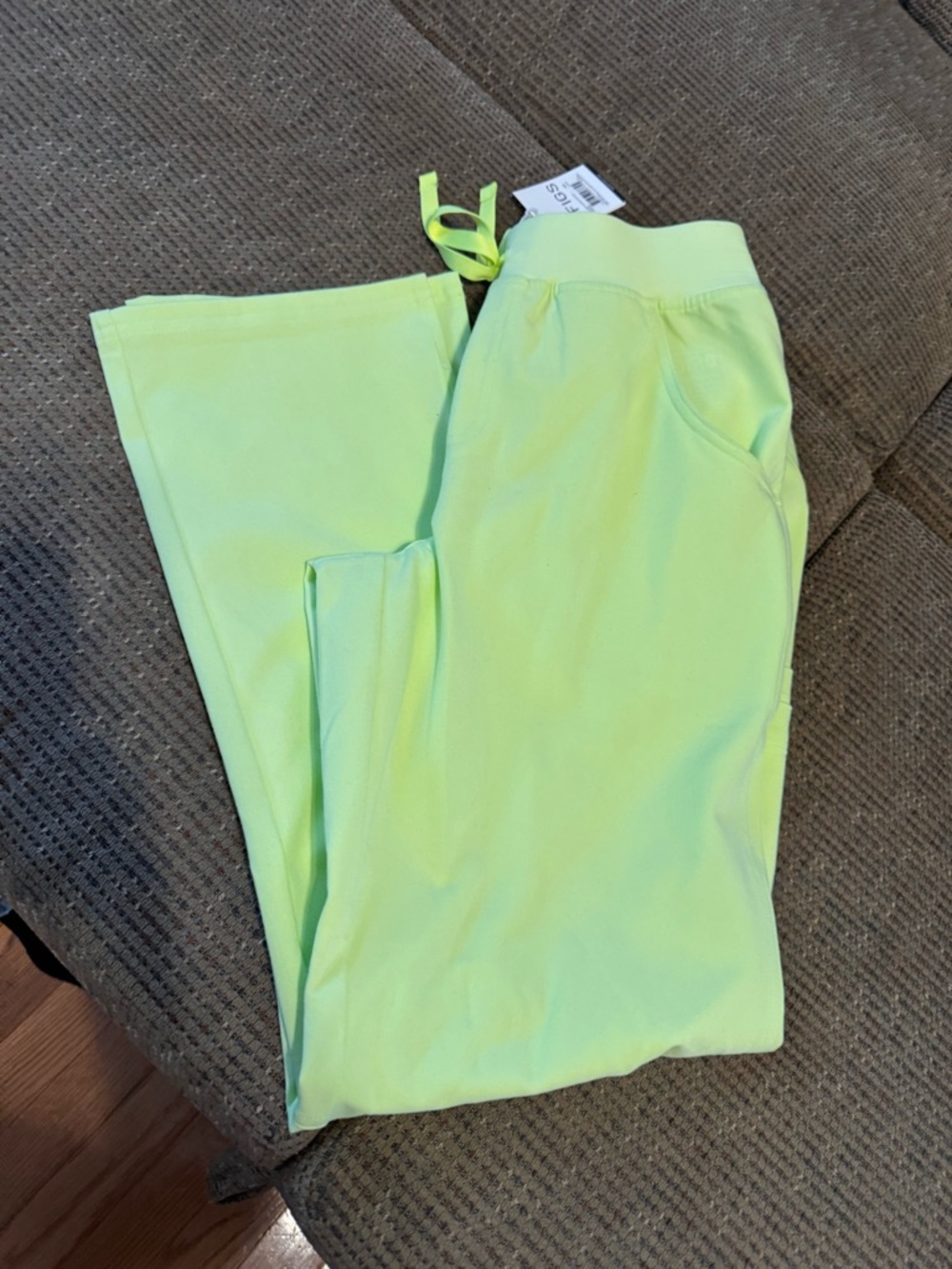 Figs Kade Scrub Pants - Picture 2 of 6